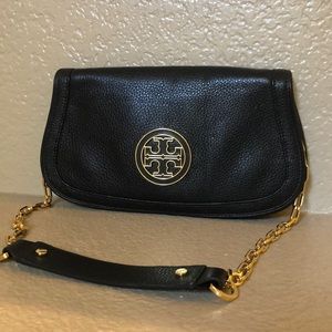 TORY BURCH Amanda Logo Clutch
